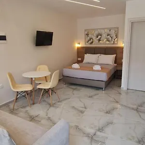 Apartment Z Elegant, Peraía